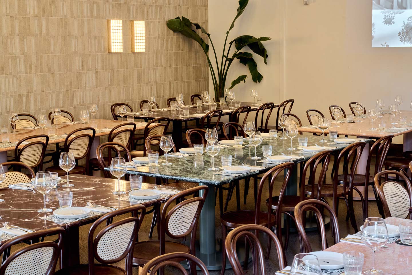 Zoncello YV Spaces Alcove Close