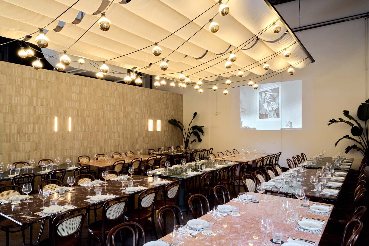 Zoncello YV Spaces Alcove Wide