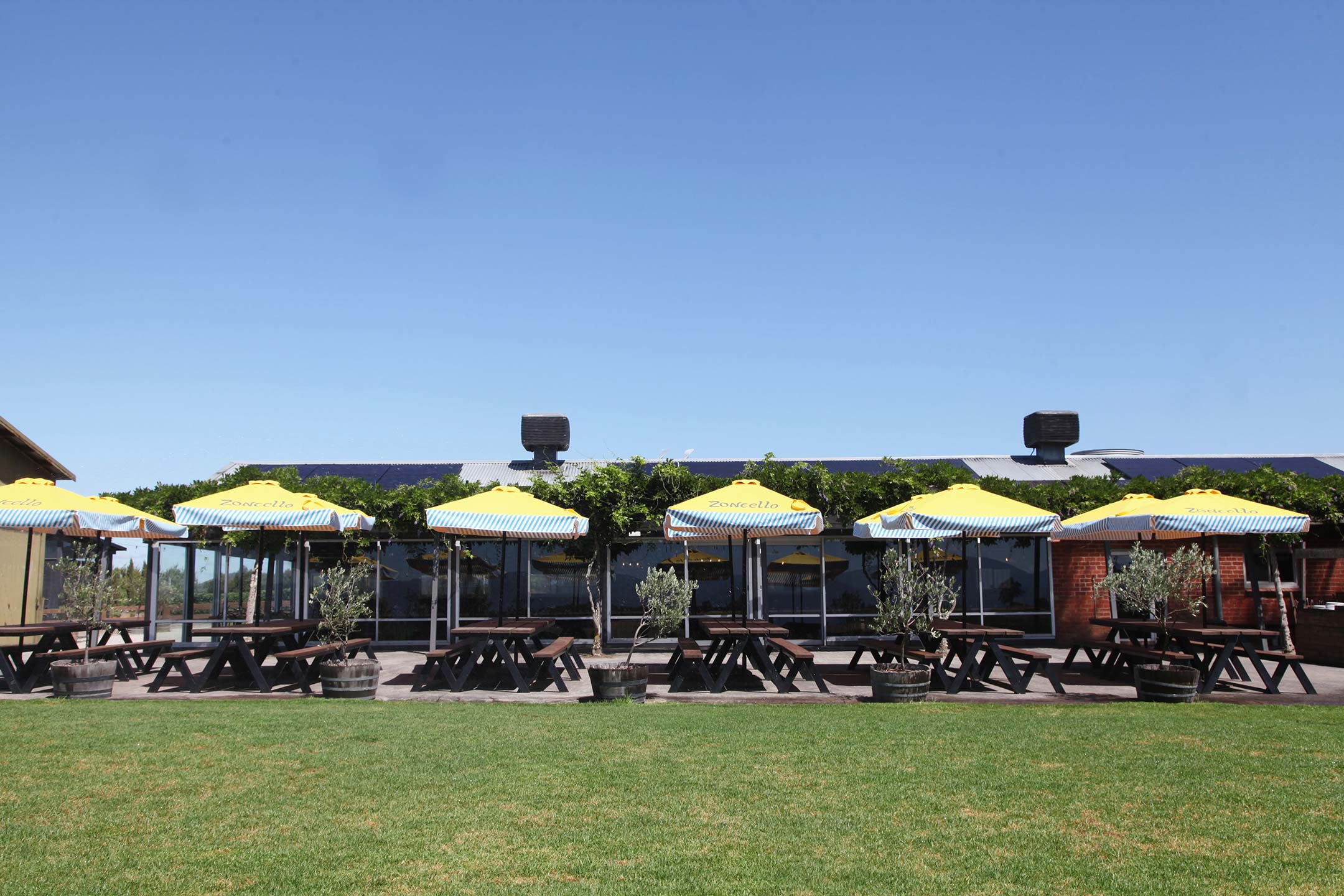 Zonzo Estate Spaces Outside