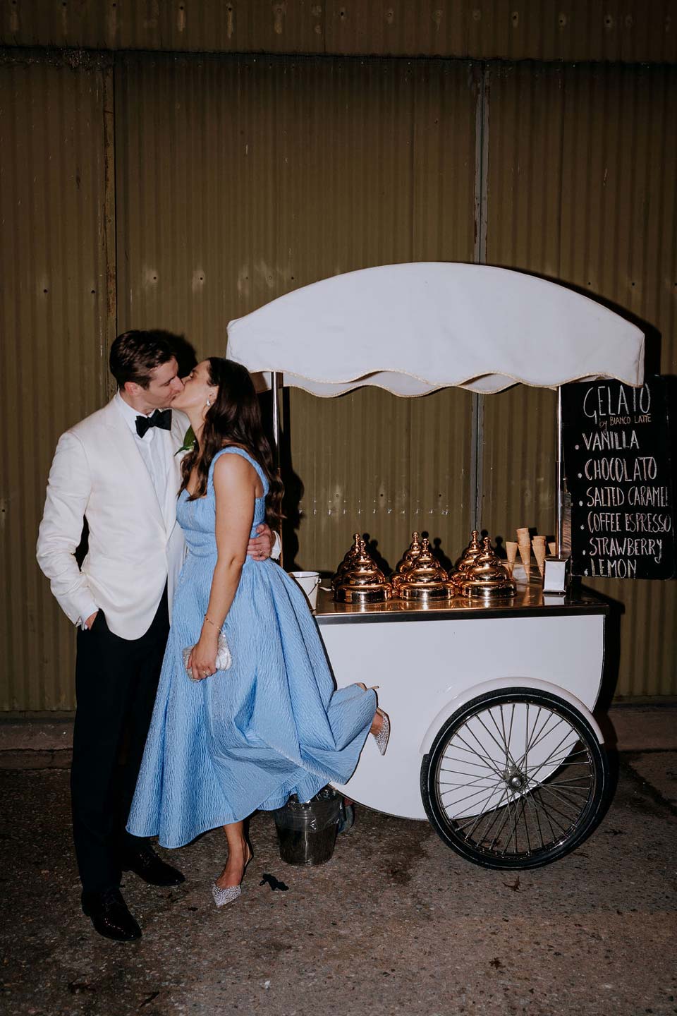Zonzo Weddings Ice Cream Cart